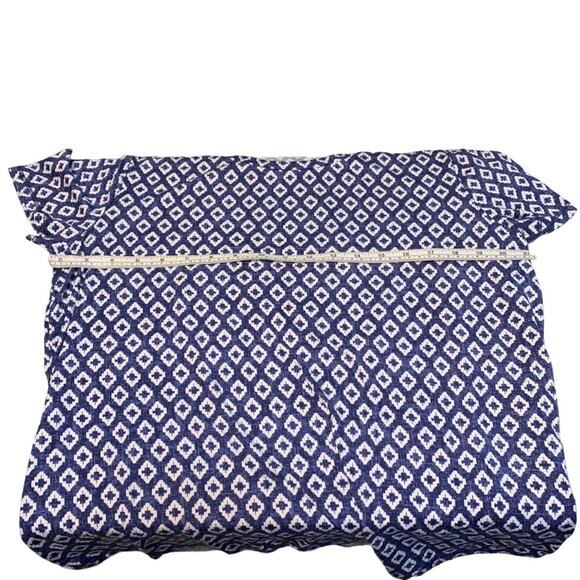 Jaclyn Smith Intimates Geometric Abstract Art Sleep Shirt Size Large - Picture 7 of 7